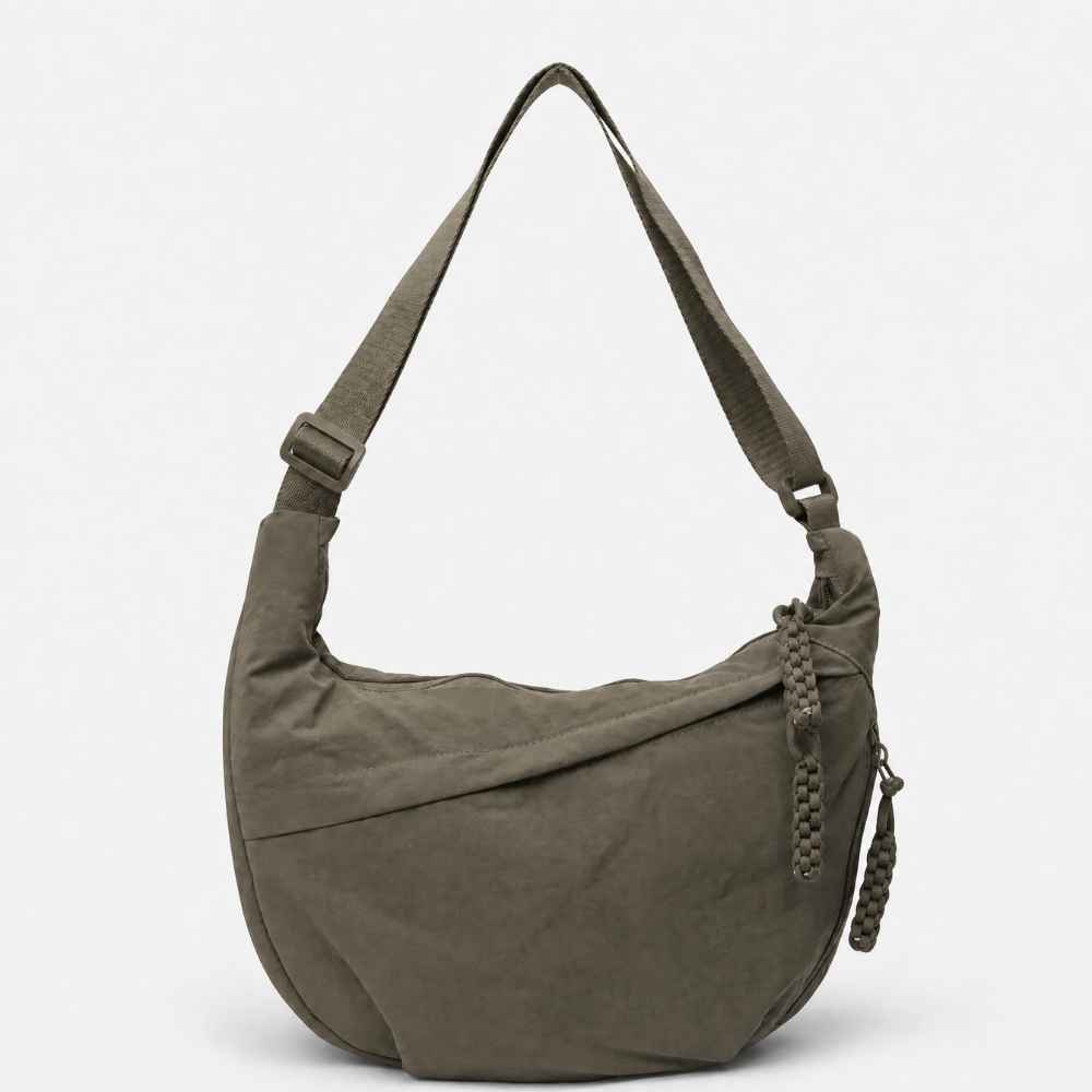 Sac bandoulière en toile souple et spacieux