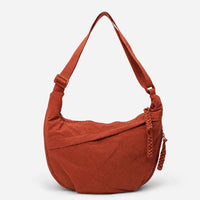 Sac bandoulière en toile souple et spacieux