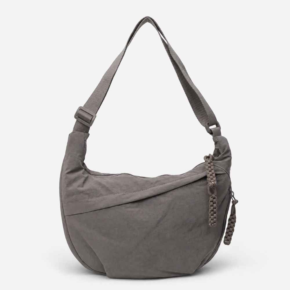Sac bandoulière en toile souple et spacieux